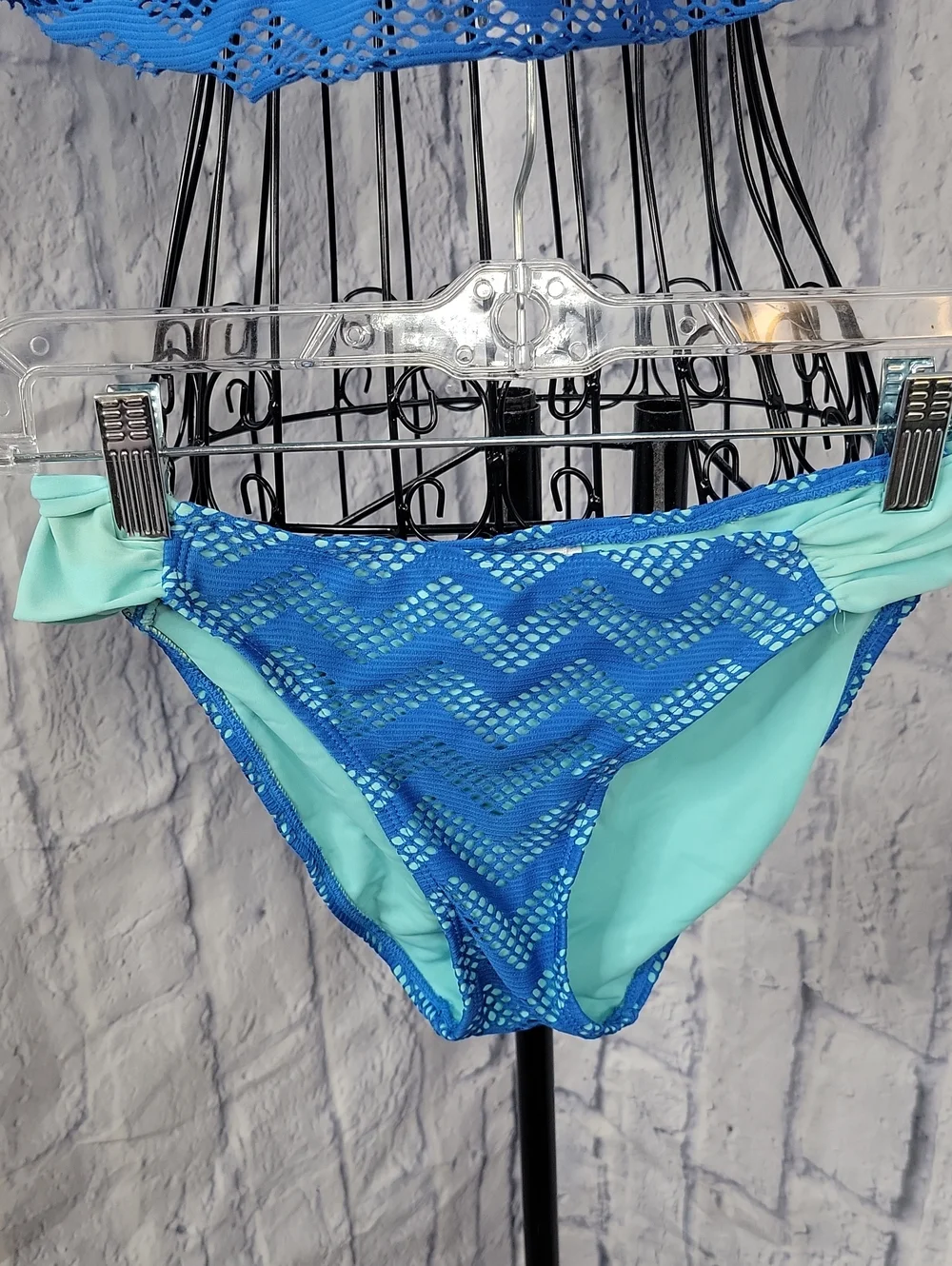 Hula Honey Blue Chevron Lace Mesh Flyaway Tankini Swimsuit Set Large